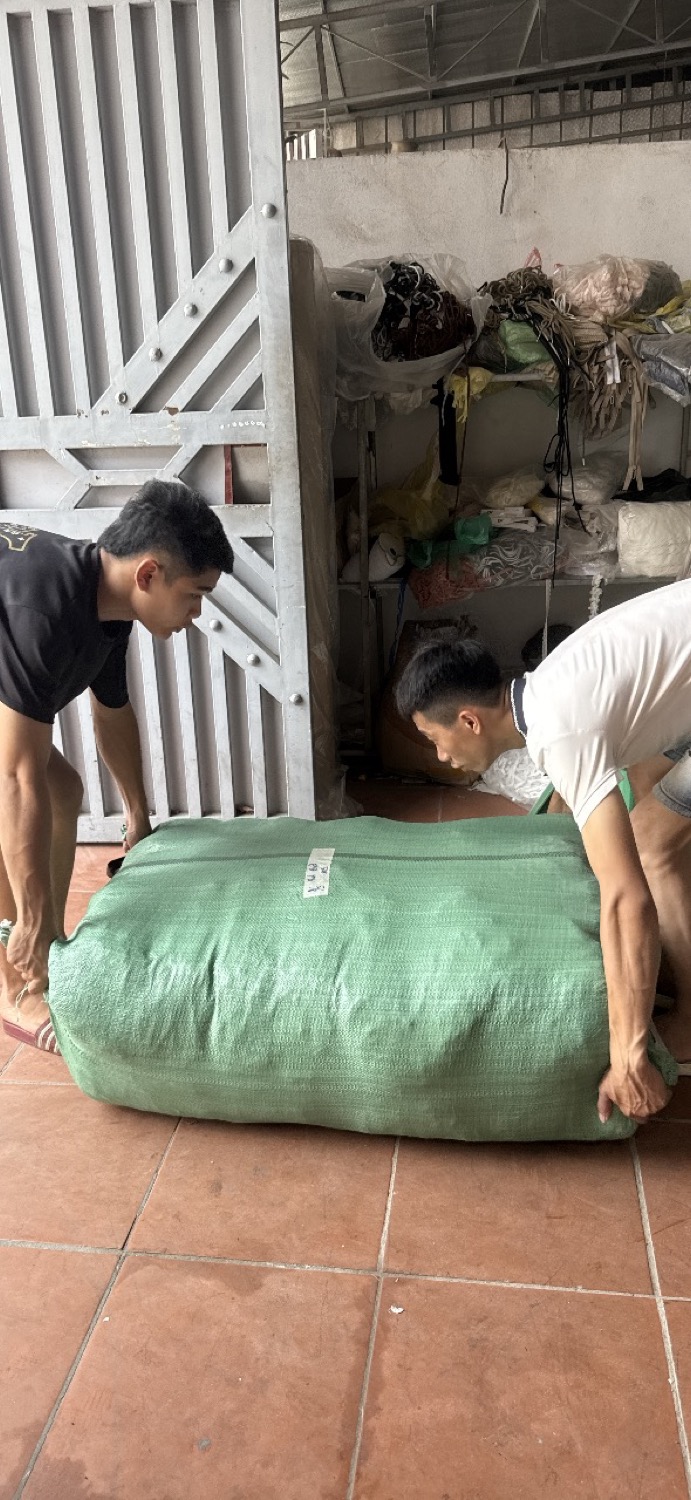 Đội ngũ xưởng đóng kiện hàng